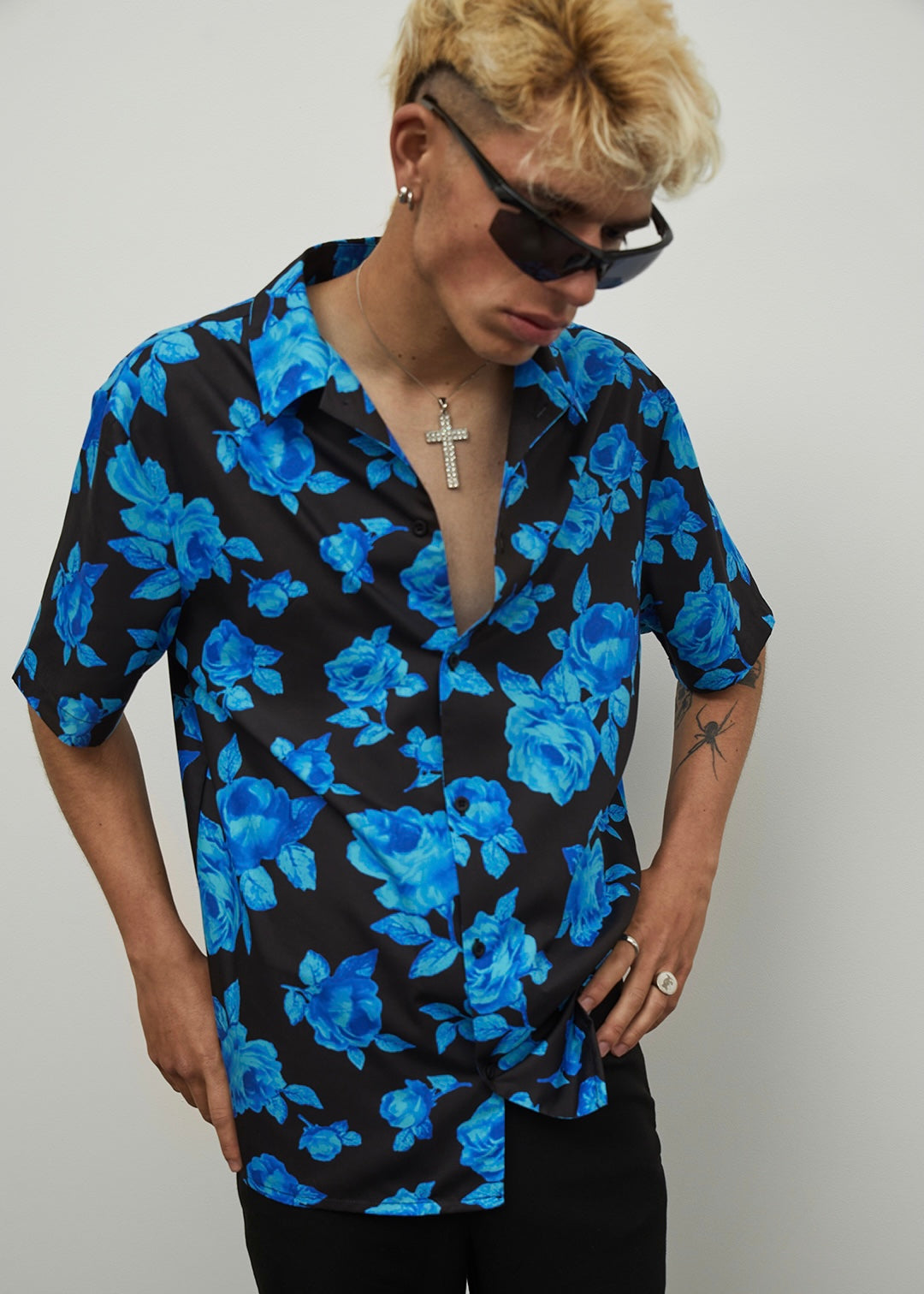 Short Sleeve Shirt in Blue Floral Print